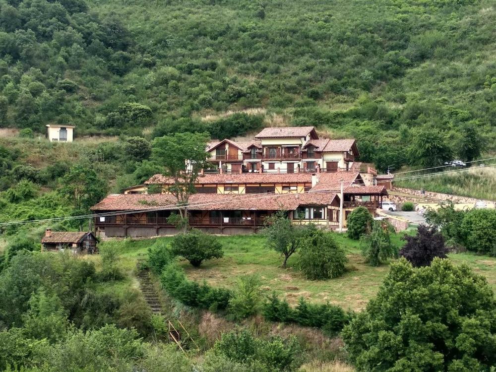 Albergue La Cabana Turieno Buitenkant foto