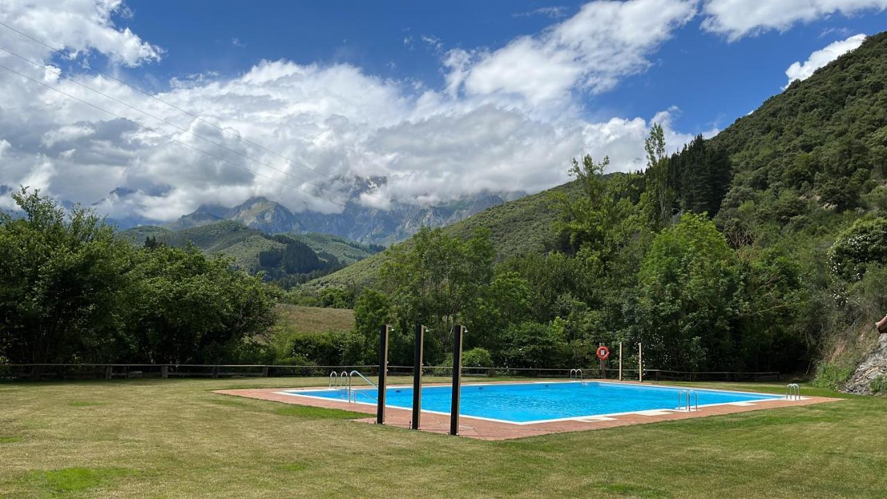 Albergue La Cabana Turieno Buitenkant foto